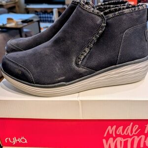 Ryka Women's Blue Ankle Boots